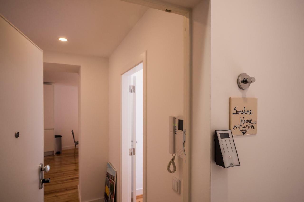 Sunshine House - Exclusive Apartment - Home By The Castle Lisboa Eksteriør bilde