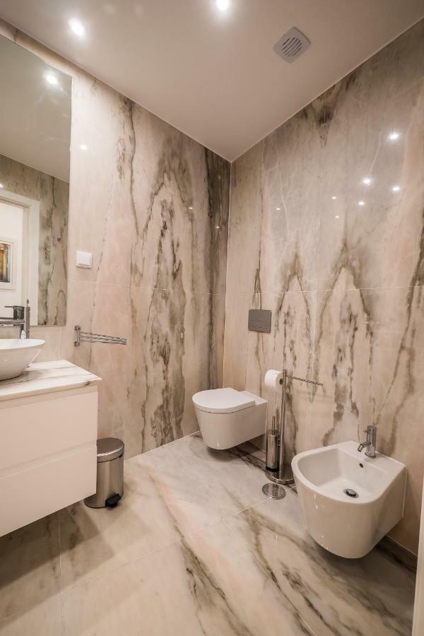 Sunshine House - Exclusive Apartment - Home By The Castle Lisboa Eksteriør bilde