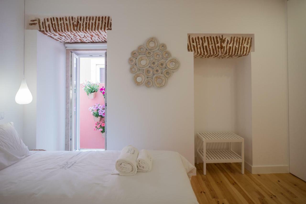 Sunshine House - Exclusive Apartment - Home By The Castle Lisboa Eksteriør bilde